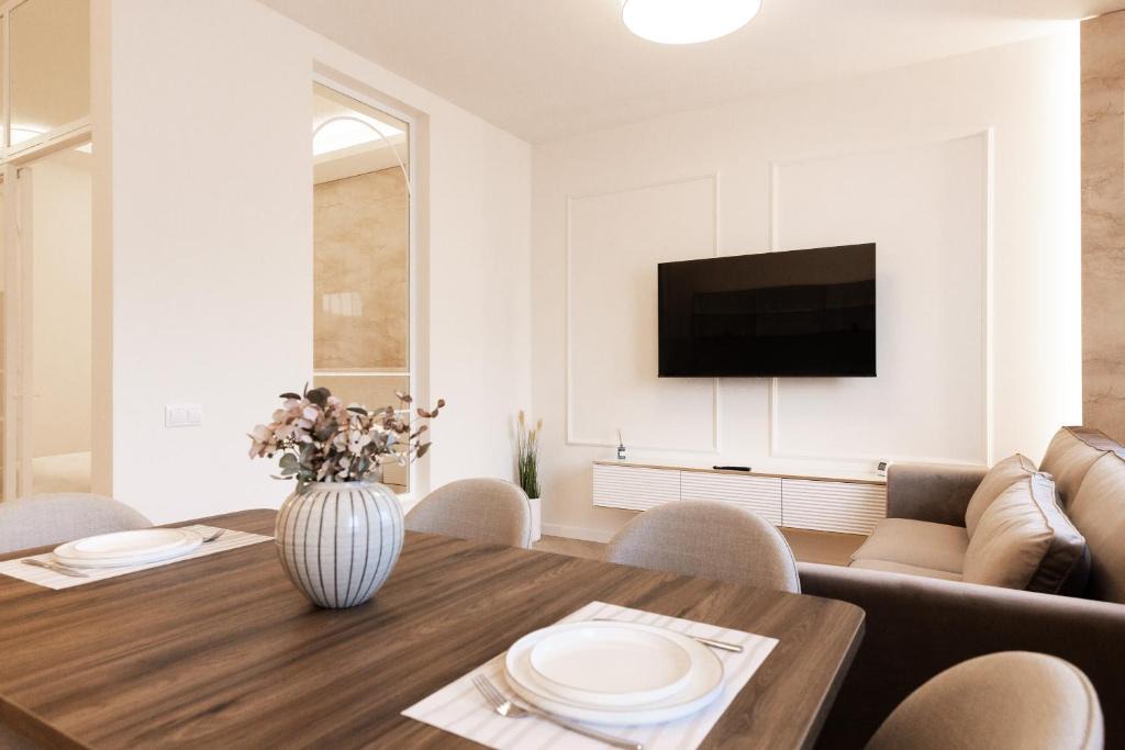 Baia Mare Apartment | Nest Inn Satin Studio