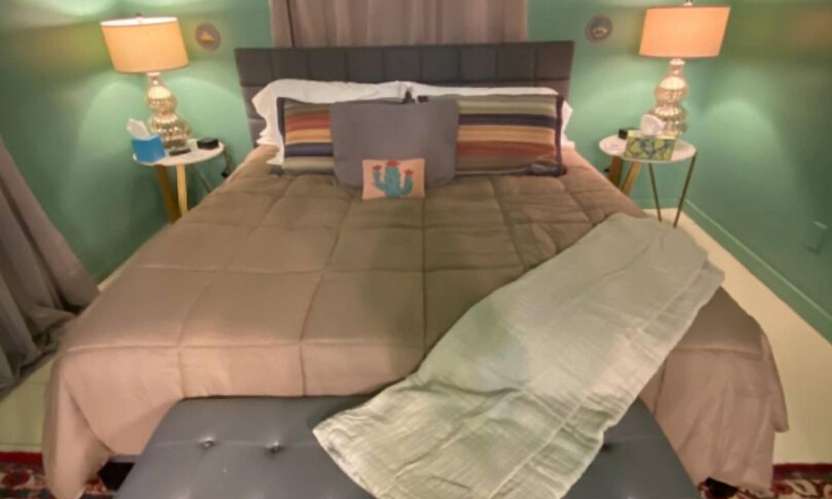 Ellijay Cottage | Nested - Studio A nCottage #4 nBlue Cactus Cottages nClose to Vineyards