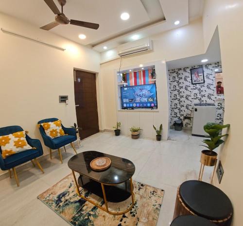 Dwarka Apartment | Nesting Paradise Retreat By Payal Ghosh