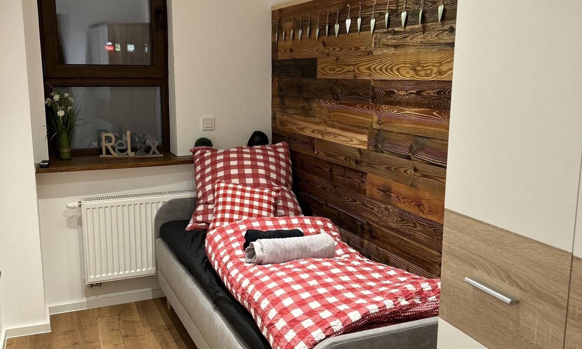 Stuttgart Apartment | Neu Renovierte 5 Zimmerwohnung im Allgäustyle. Zentral Gelegen
