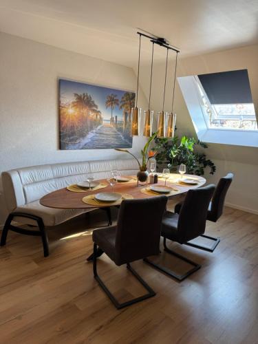 Leopoldshafen Apartment | Neubau, Luxus, 3-Zi Wohn für KaffeeGenießer