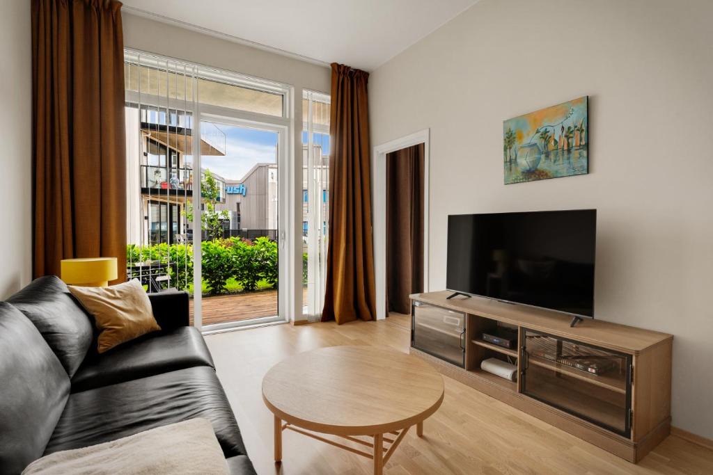Kokstad Apartment | New apartment 5min to airport at Kokstad train station