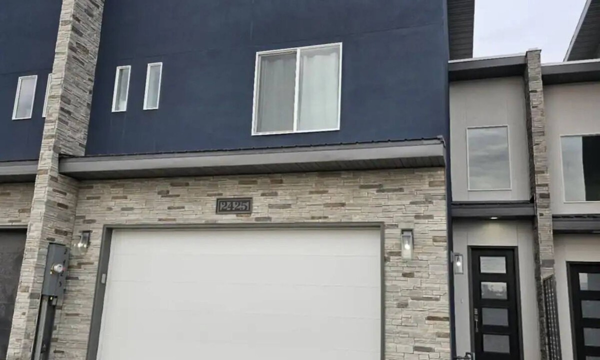 Elko House | New! Centrally located. Easy to access.