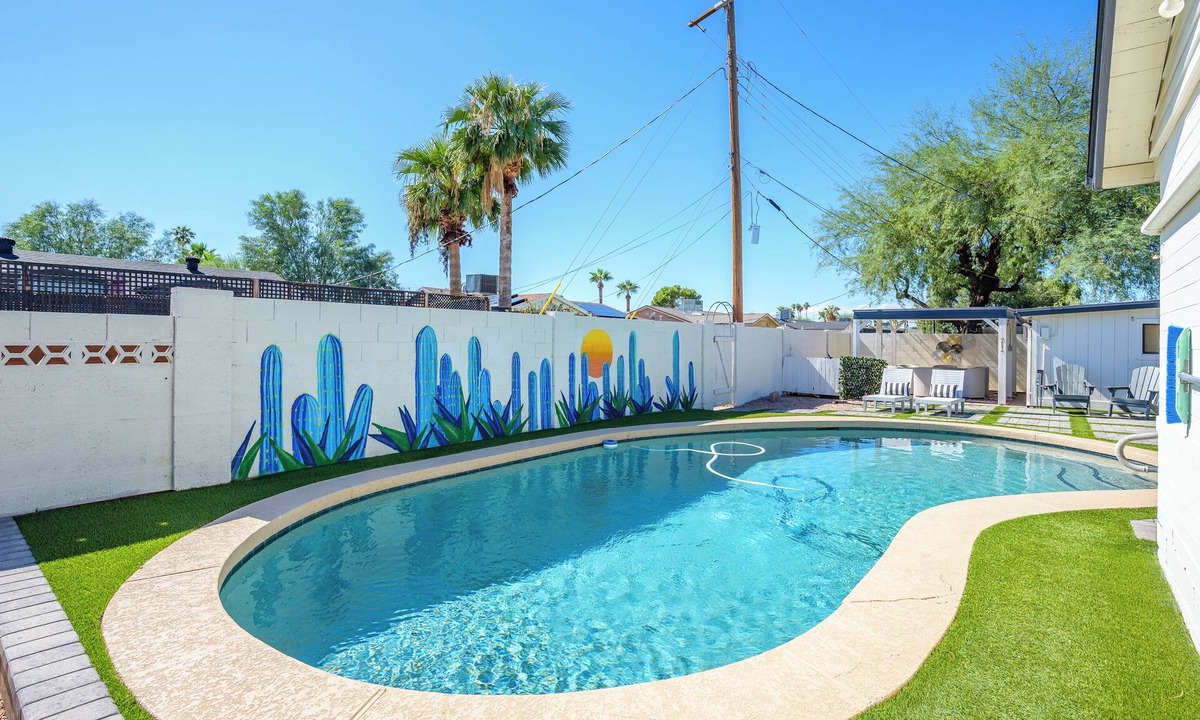 New Papago Parkway House | NEW Charming 4BR Retreat - Pool, Games, Fire Pit