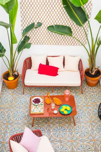 San Gil Apartment | NEW Charming Duplex With Private Patio
