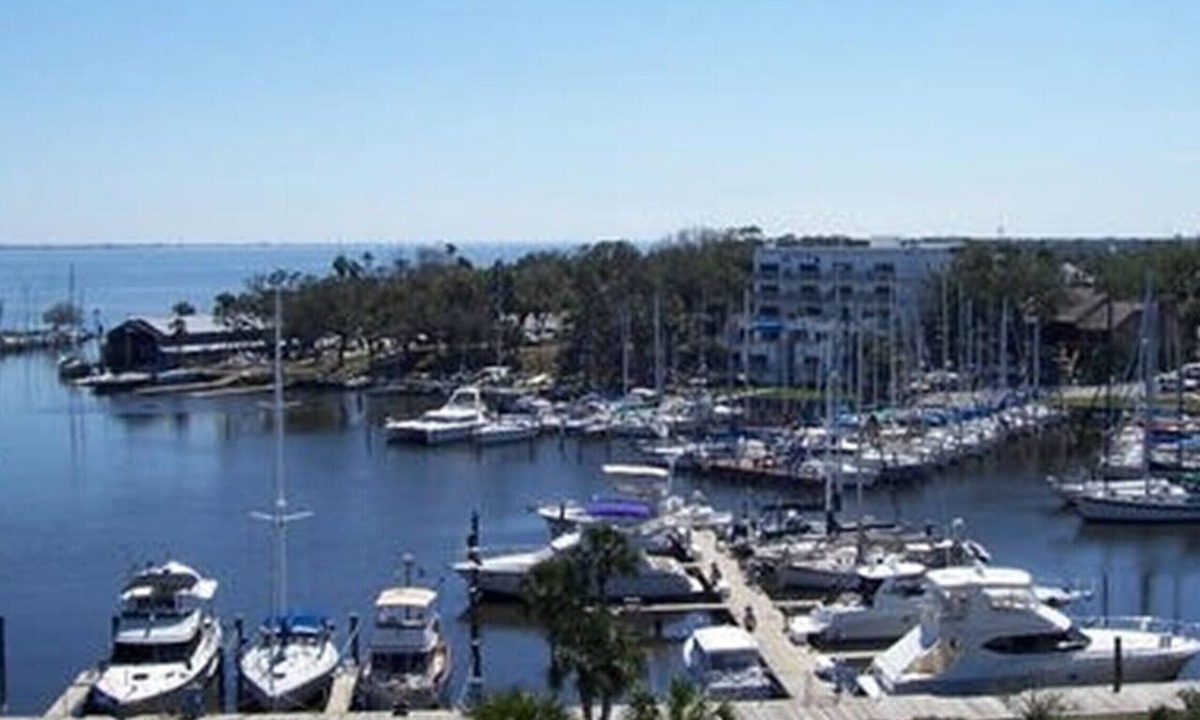 Melbourne Condo | NEW COMPLETE REMODEL, MELBOURNE HARBOUR VIEWS