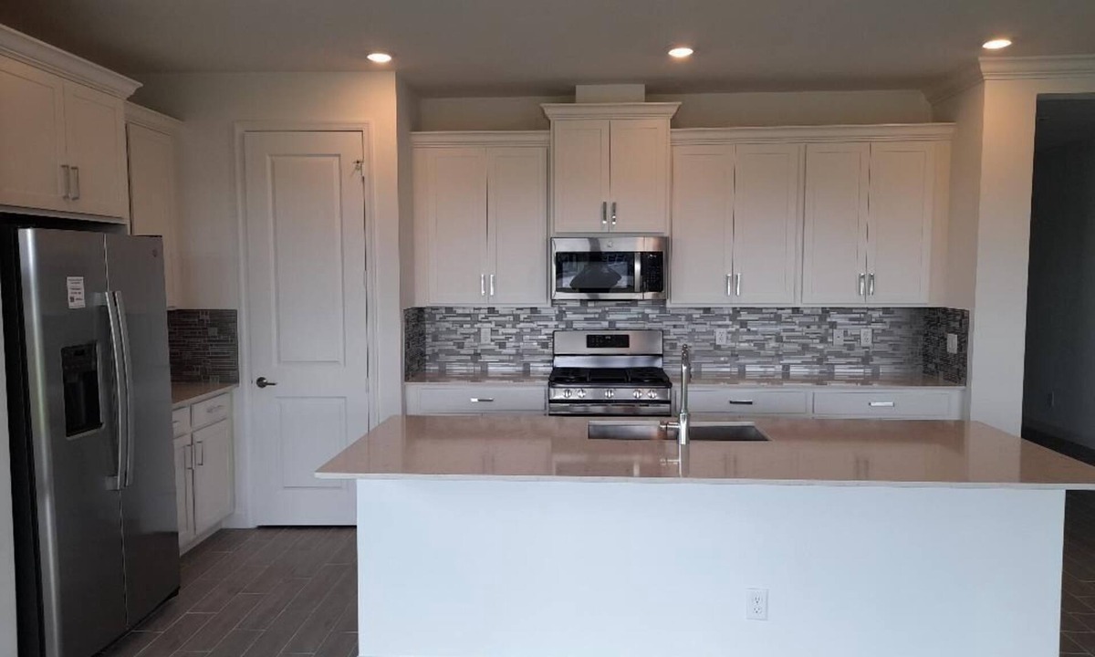 Loxahatchee House | New Construction 3 Bedrooms w/Office-2 1/2 Baths Lake View