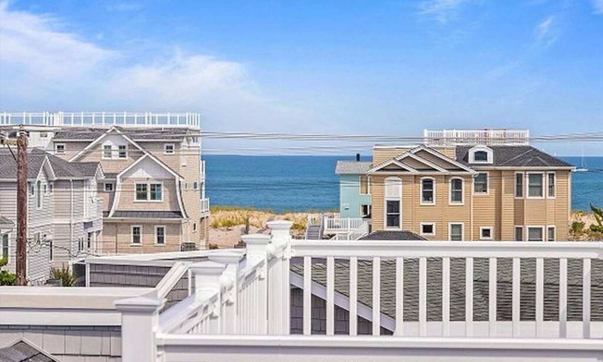 North Beach House | New Construction Ocean+Bay views 5BR/3.5 BA, Pool - LBI Beach Haven-North Beach