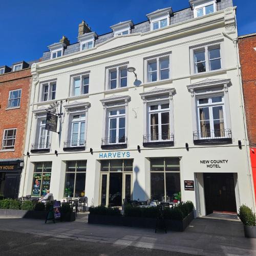 Gloucester Hotel | New County Hotel & Serviced Apartments by RoomsBooked