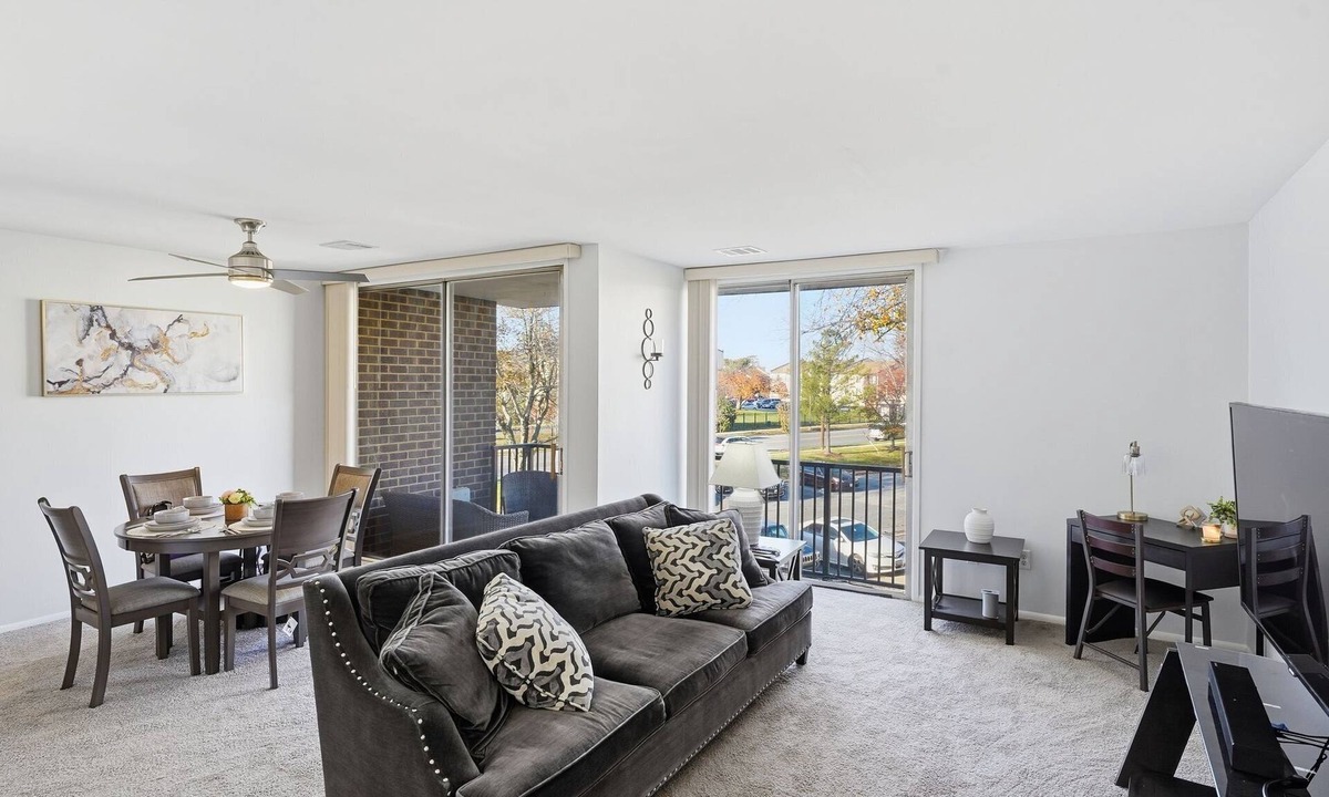 Largo Condo | NEW! Cozy, Comfy, Quiet 2BR in Beautiful Upper Marlboro