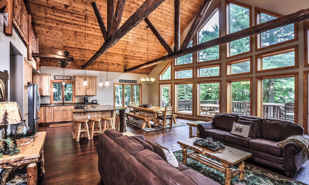 Eagle River House | NEW! Gorgeous Northwoods Home on the Eagle River Chain of Lakes