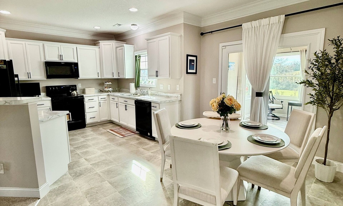 Powell House | NEW HOME! Charming 3-bedroom house - Knoxville