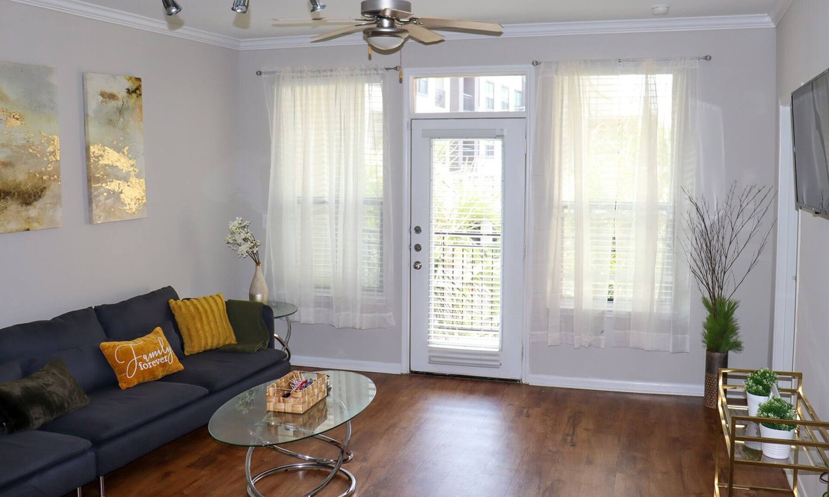 Willow Meadows/Willowbend Area Apartment | NEW! HOME SWEET HOME - ENTIRE PLACE - NRG Stadium
