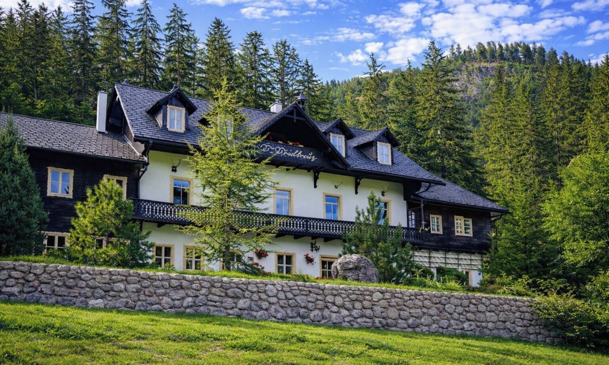 Hinterstoder Apartment | New large premium vacation apartment in the Hinterstoder ski/hiking area with terrace