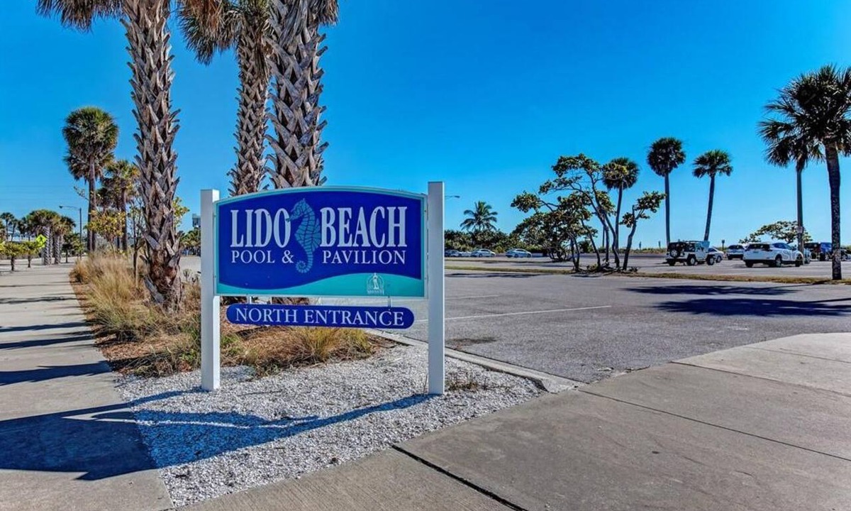 Sarasota Cottage | NEW.Lido Key Cottage