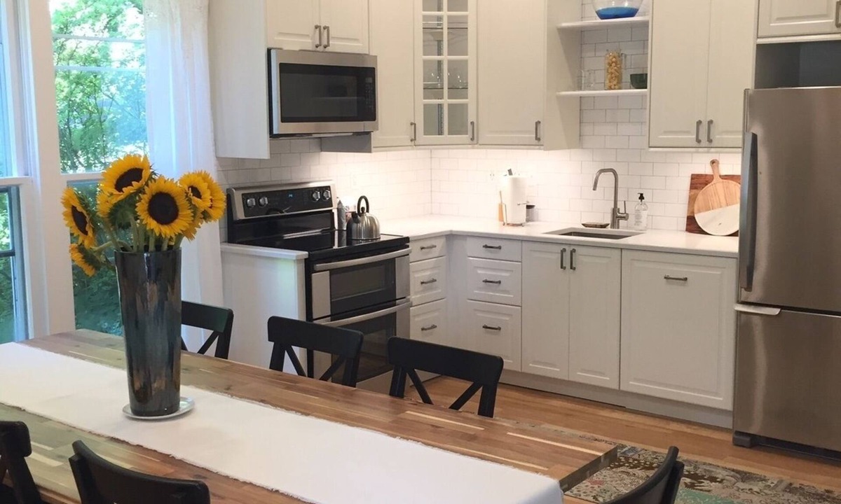 Brookmont Apartment | NEW light filled 1500 sq ft apt, lg kitchen, expansive family rm, 2 bedrm,1 bath