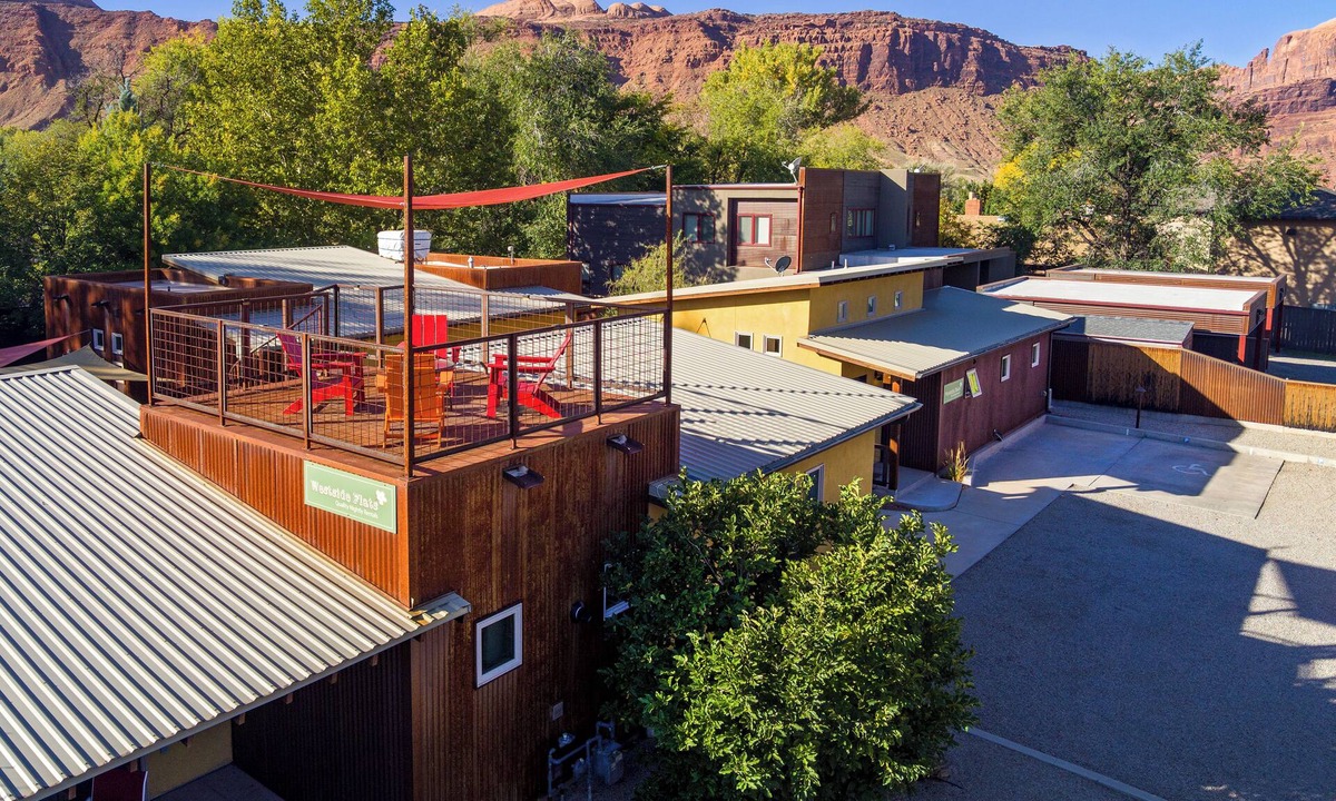 Moab Villa | New Listing! Moab Group Retreat | 4 Private Units | Downtown Location