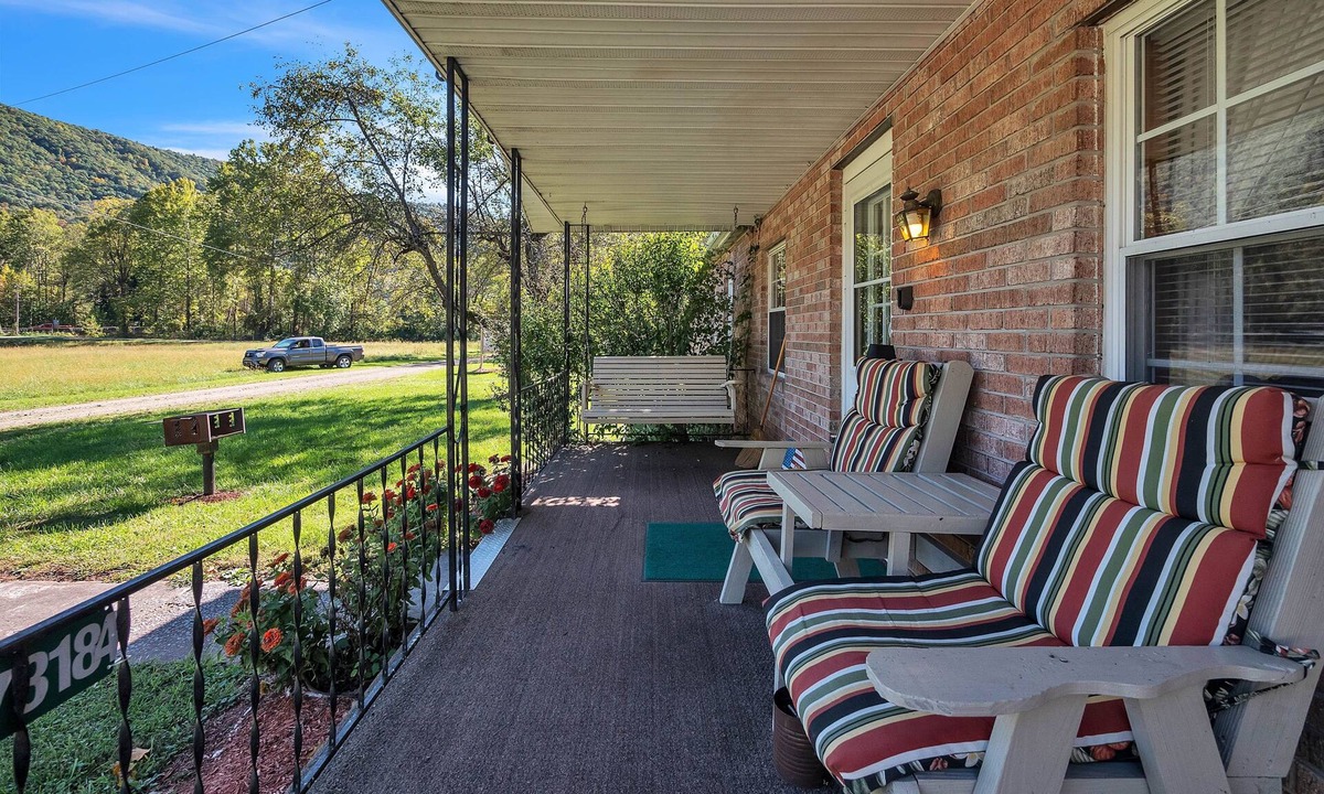 Seneca Rocks Cottage | NEW LISTING! Panoramic Paradise - Best View of Seneca Rocks