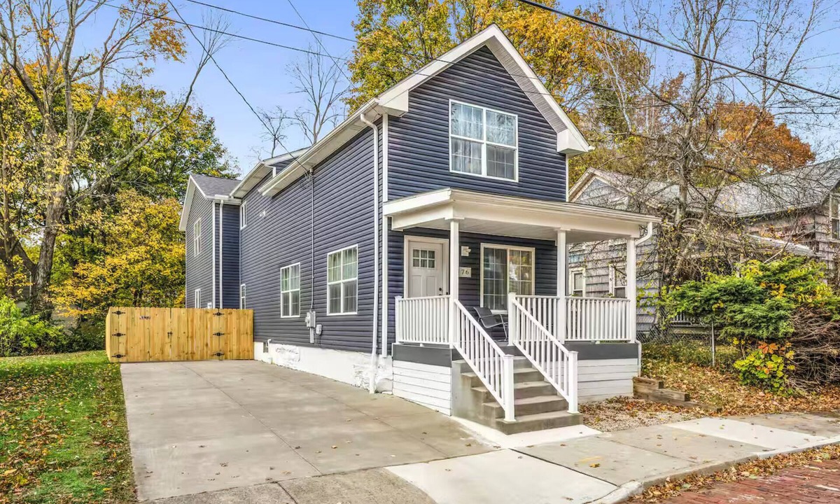 Highland Square House | NEW Listing! Spacious Highland Square Getaway