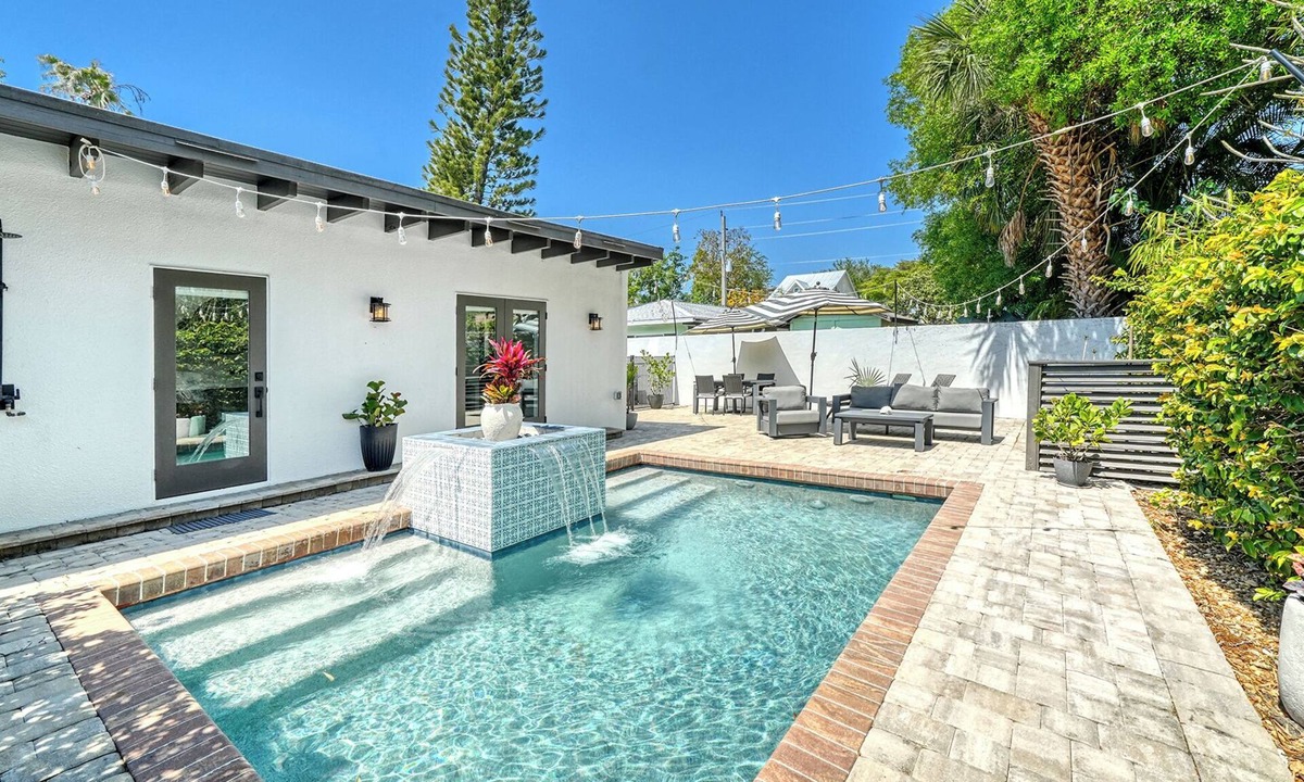 Laurel Park House | NEW! Luxurious 2BR/2BA Heart of Historic Laurel Park w/pool