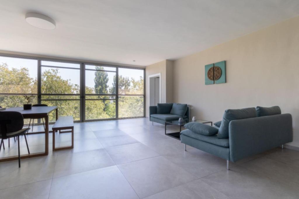 Talbieh Apartment | New Luxury central Jerusalem Apartment