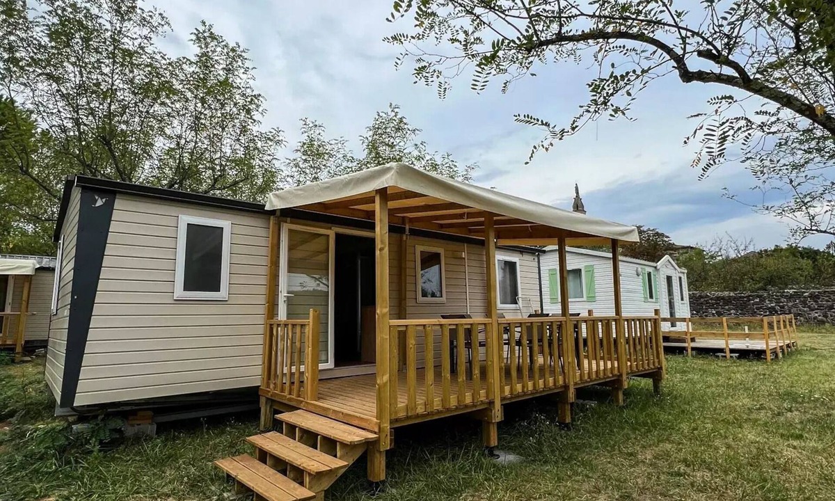 Saint-Germain House | NEW Mobile home - 3 bedrooms with air conditioning Nesasio 6 to 7 persons - 6 pers. included in the price