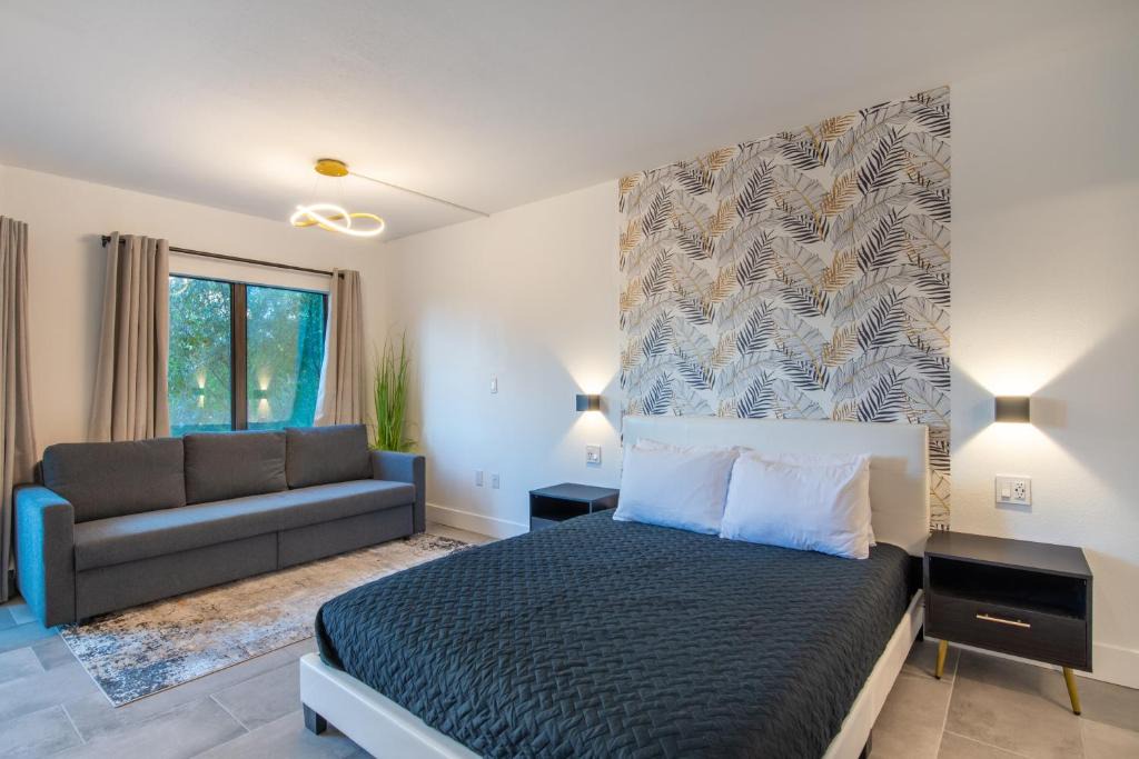 Southwest Orlando Apartment | NEW - remodeled Studio close to Universal Studios