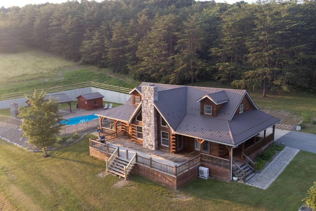Concord Ski Chalet | NEW! Secluded Cabin with Views, Pool & Hot Tub
