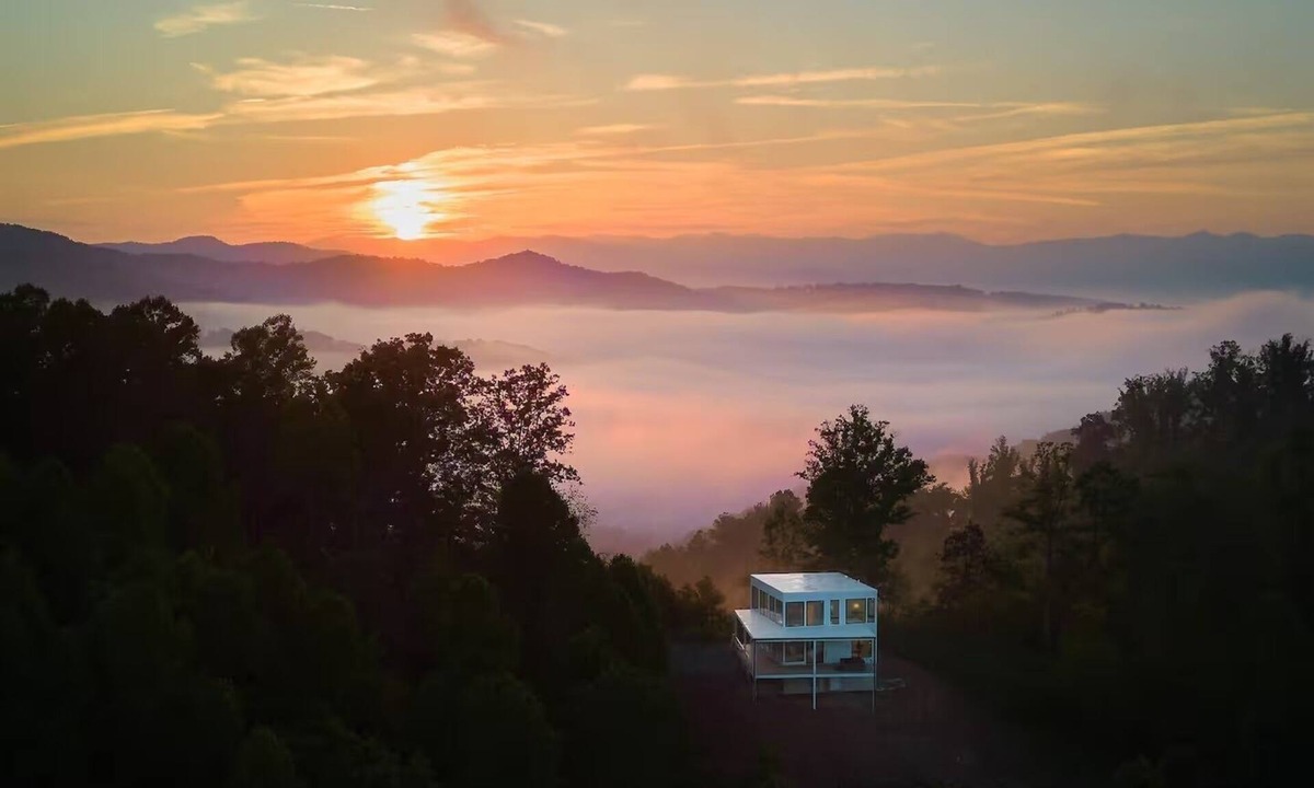 Marshall House | NEW! Secluded Luxury. Blue Ridge. Nature+Stillness