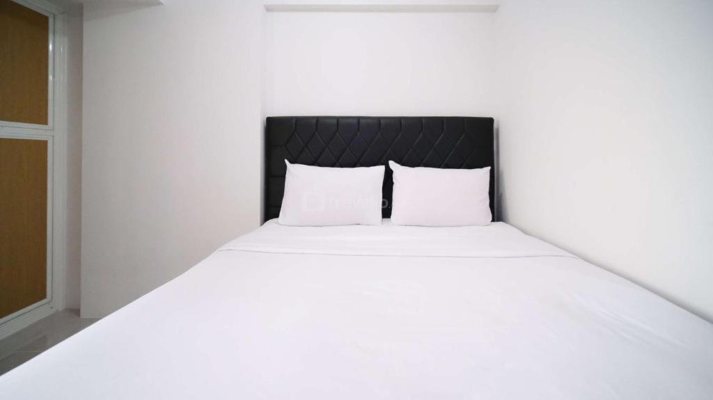 Sidoarjo Apartment | New Studio Apartment with Strategic Location at Suncity Residence By Travelio