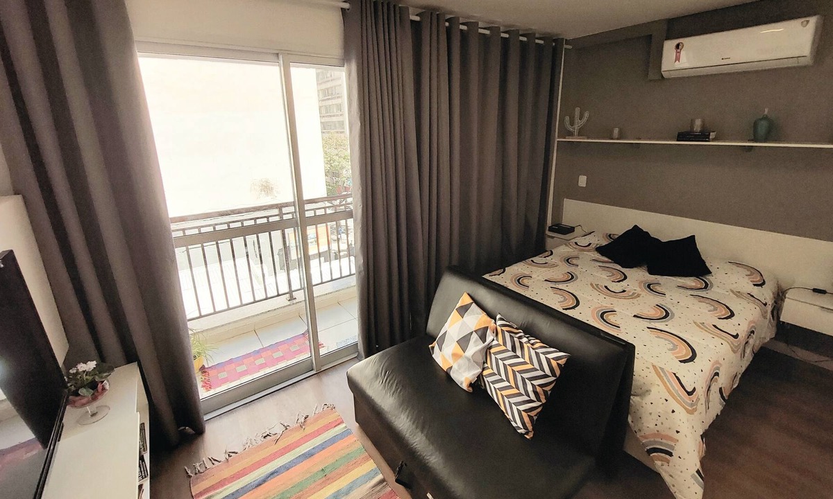 Santa Ifigenia Apartment | New studio, next March 25/shopping paradise, metro São Bento