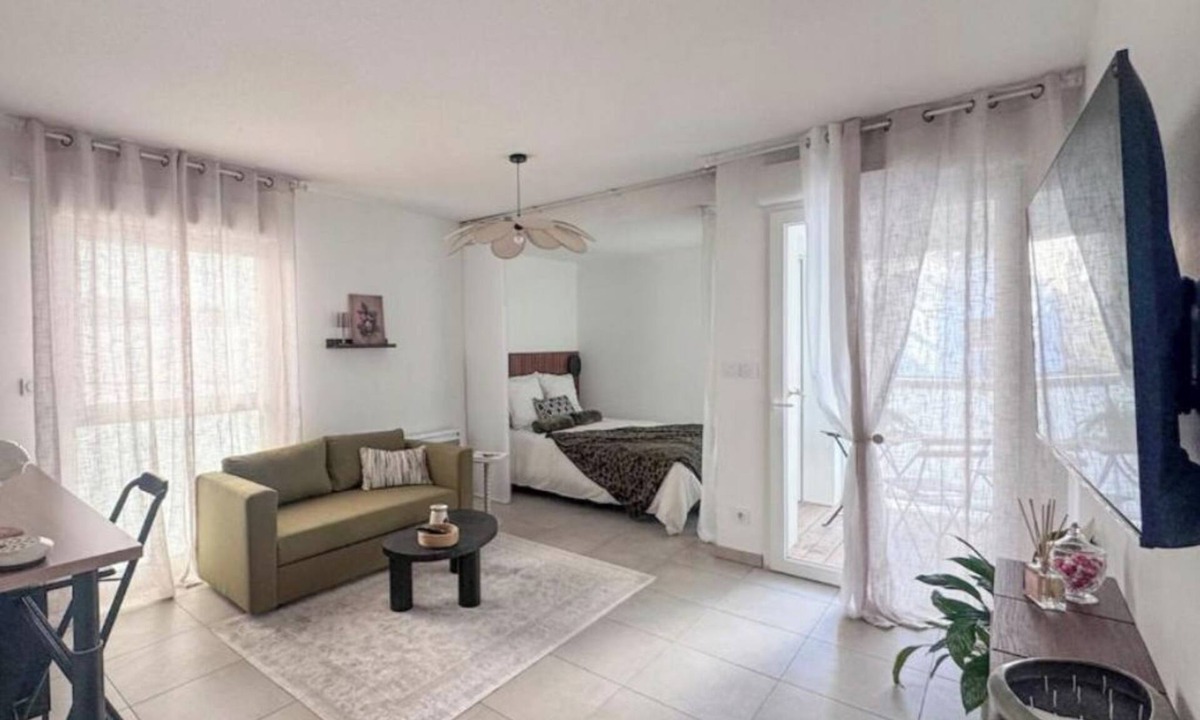Bascule - Oratoire Apartment | New studio with terrace Airbus Aéroport