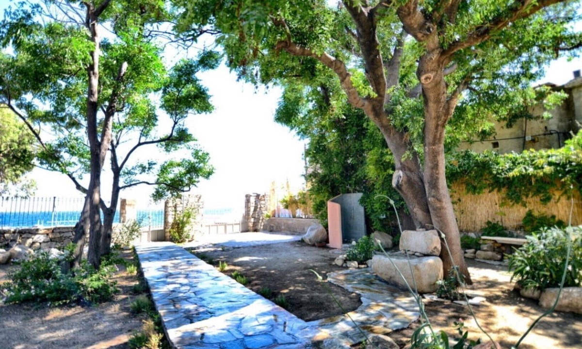 Agios Kirykos Apartment | New,uniquely cozy!Waterfront garden, steps to beach: youtube vid:ENALIA IKARIA