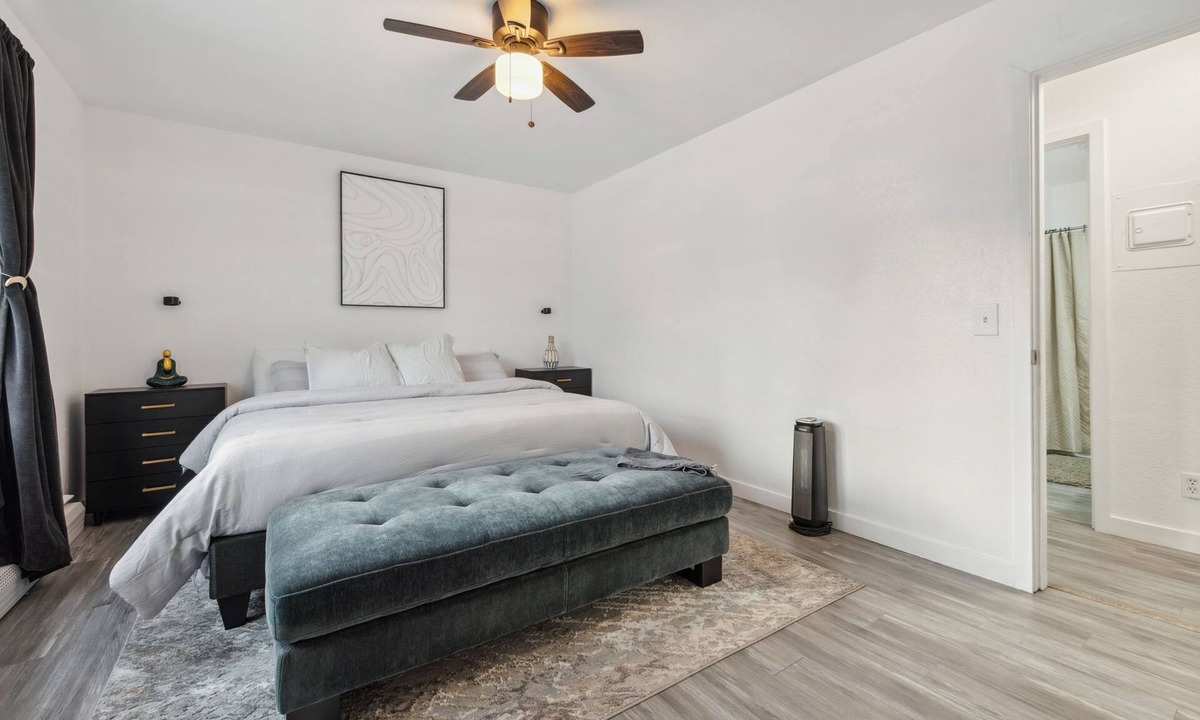 Turnagain Apartment | Newly built Executive Comfort and Pet Friendly Near airport ANC Turnagain Area