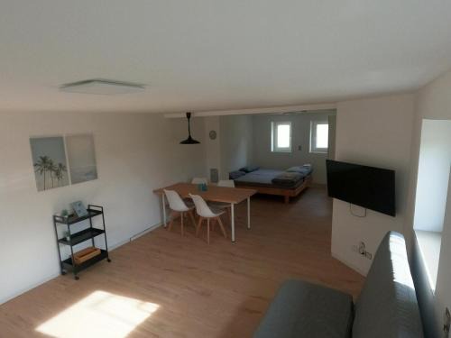 Notzingen Apartment | Newly built Hiloa studio apartment stylishly furnished