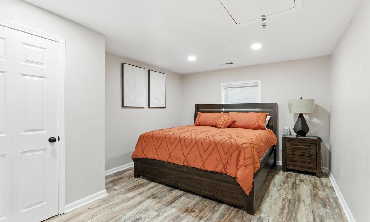 Covington House | Newly Built "Home Away From Home 2" Escape Haven With Modern Finishing Touches