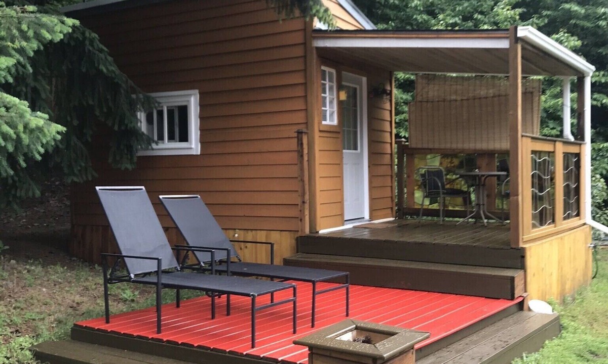 North Bend Apartment | Newly completed rustic tiny house in Boston bar the heart of the Fraser Canyon