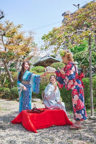 Beppu Villa | Newly opened special price ,Traditional Japanese house 130 m2 private,3 bedrooms,Fountain,Zen Japanese garden,2 free parking spaces