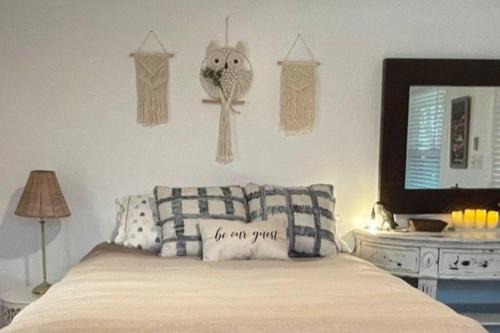 Brenham House | Newly remodeled studio near downtown Brenham