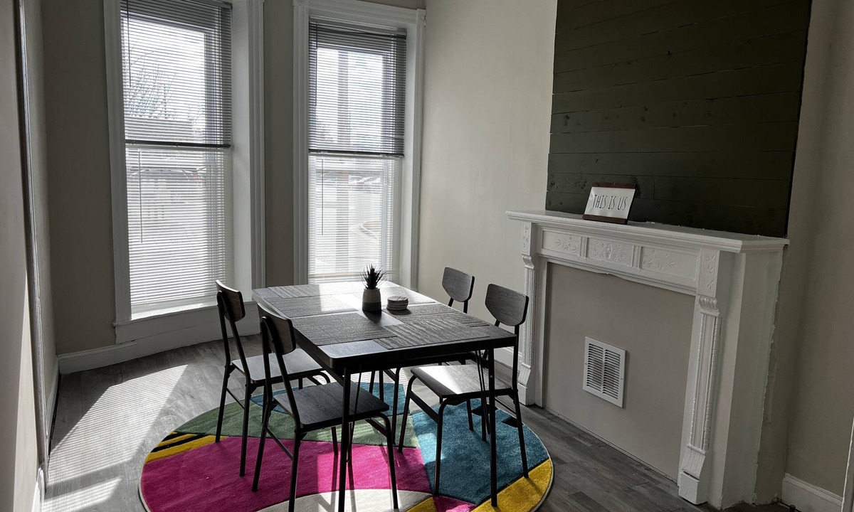 Downtown Baltimore House | Newly renovated 5bed/3bath townhouse in Station North arts district