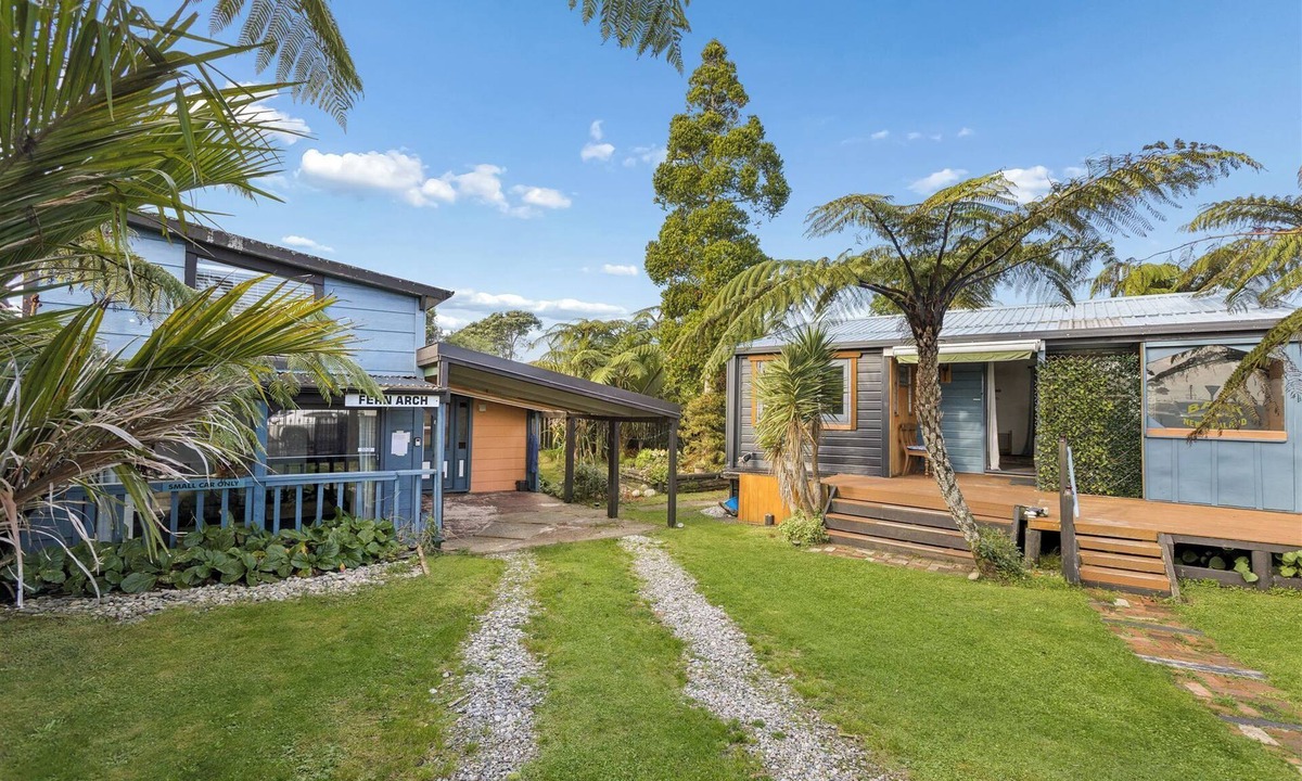 Westport Cottage | Newly renovated beach studio loft on cycle trail