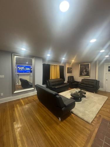 Springfield House | Newly Renovated Single Family Home