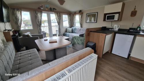 Llanbedrgoch House | Newydd nook
