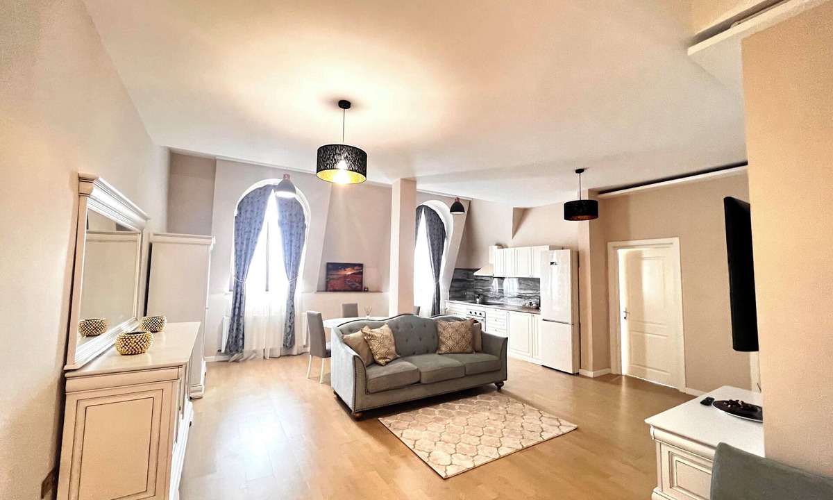 Old Town Apartment | Next Apartments Piata Ovidiu Constanta