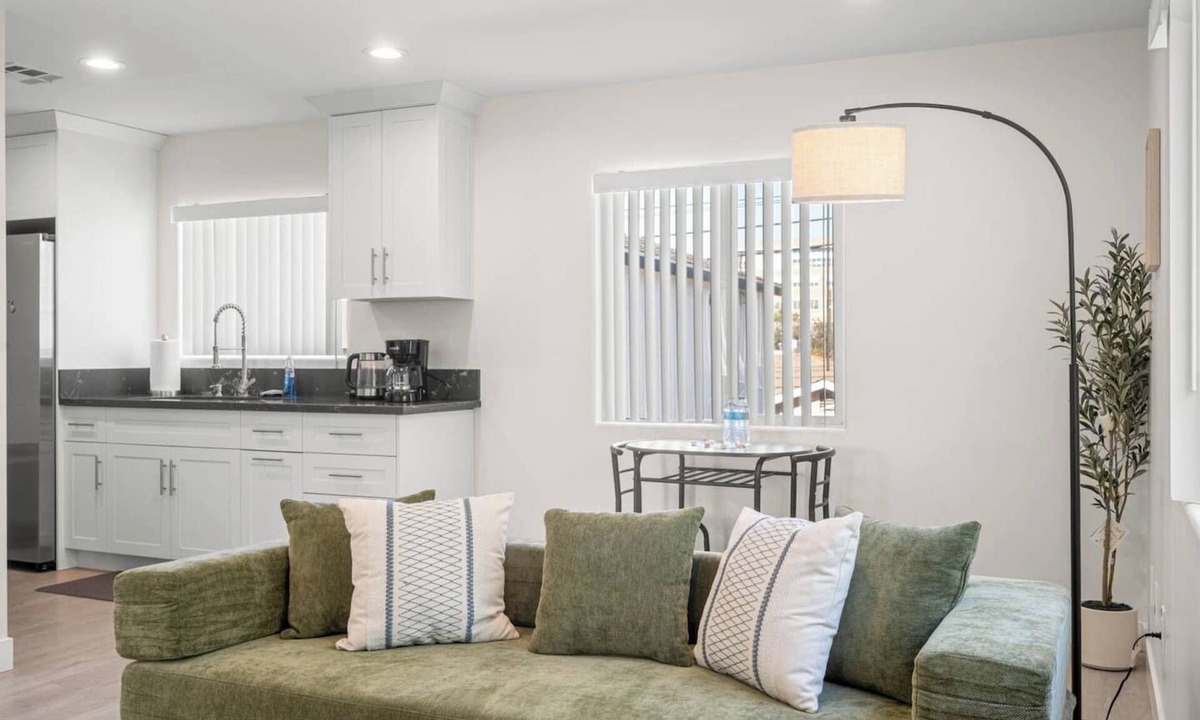 Burbank Apartment | Niagara Unit 103 New