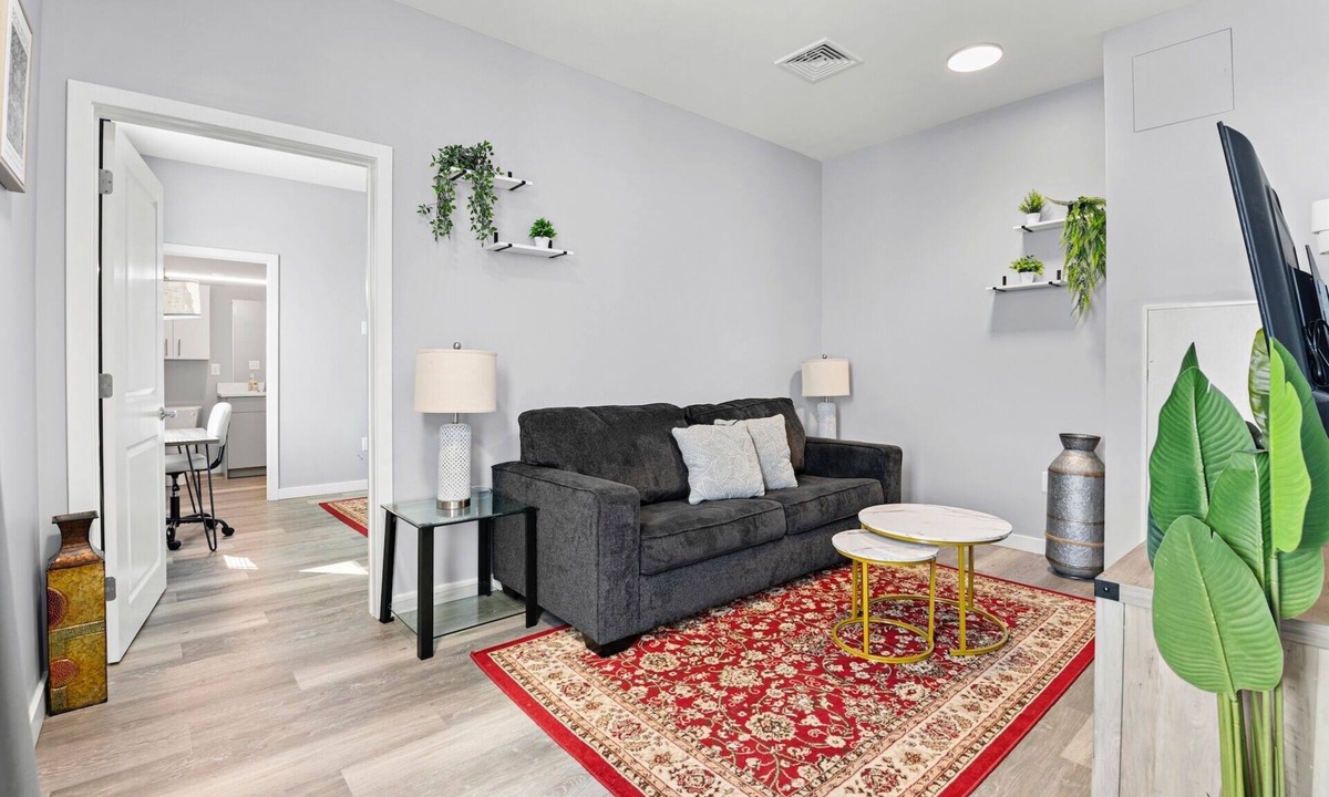 Everett Apartment | Nice 1BR Near Encore Boston 9n44