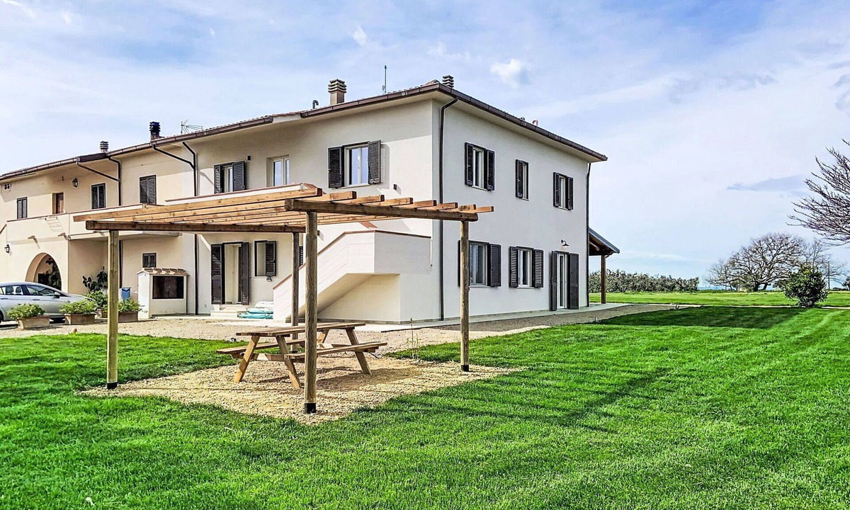 Bibbona Apartment | Nice apartment for 5 guests with A/C, WIFI, TV, patio, pets allowed and panoramic view