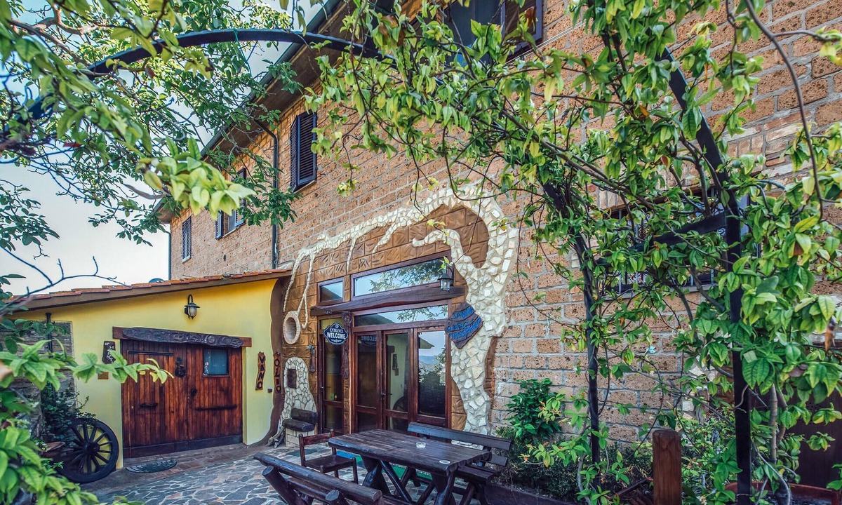 Castiglione d'Orcia Apartment | Nice apartment in Castiglione d'Orcia