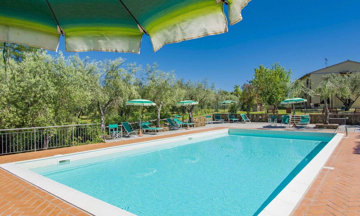 Casale Marittimo Apartment | Nice apartment for 4 guests with pool, WIFI, TV, terrace and pets allowed