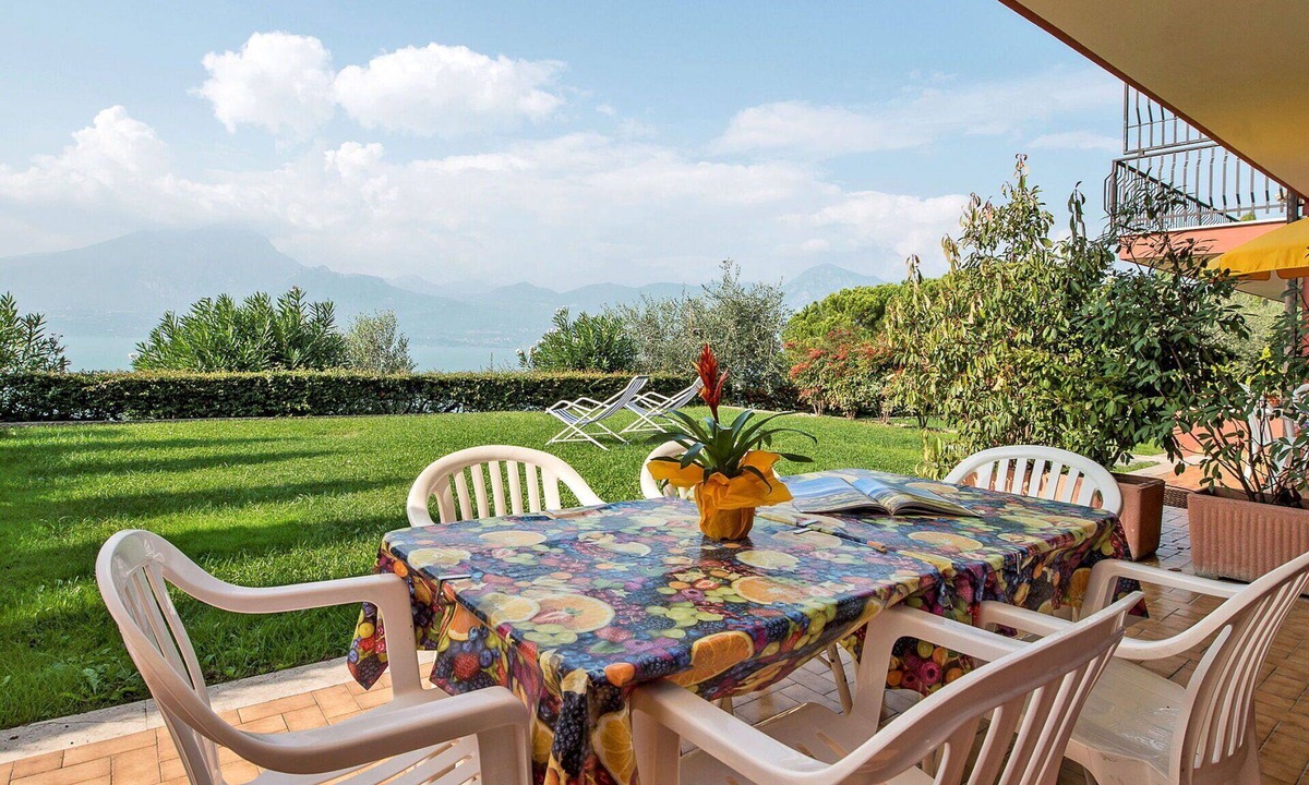 Frader Apartment | Nice apartment for 5 people with A/C, pool, WIFI, TV and terrace